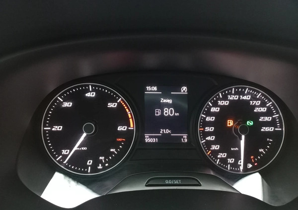 Seat Leon cena 64700 przebieg: 95765, rok produkcji 2015 z Włoszczowa małe 742